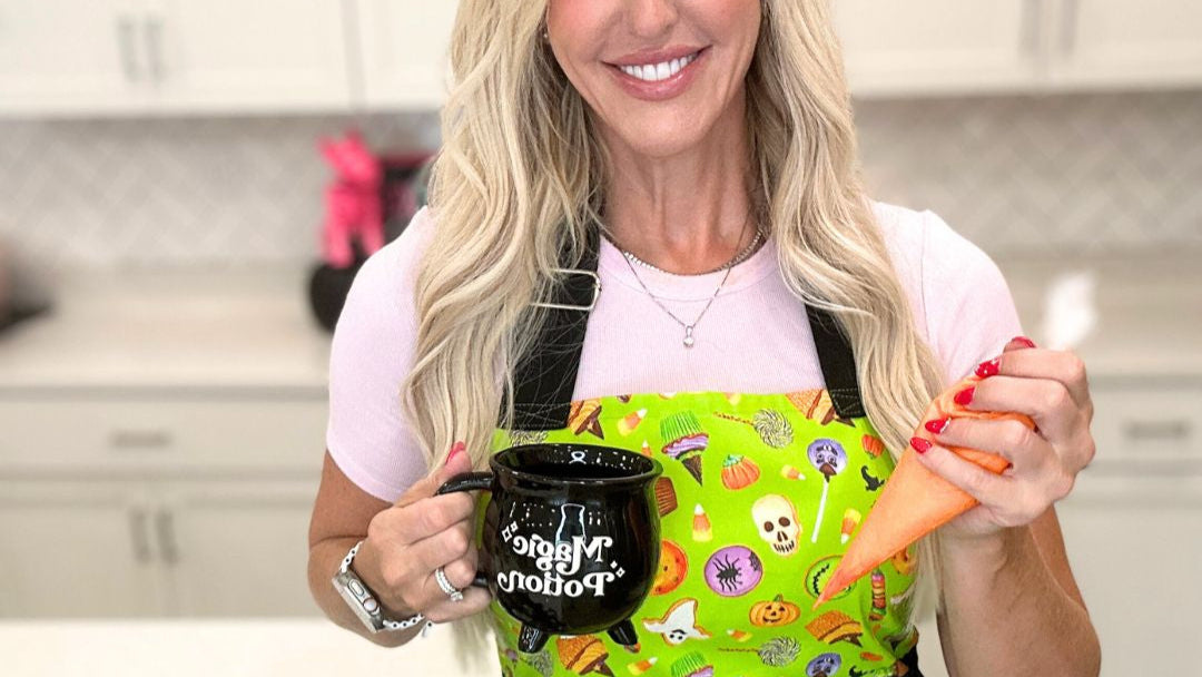 🎃 Sweet & Spooky Full Apron – Halloween Treat Edition