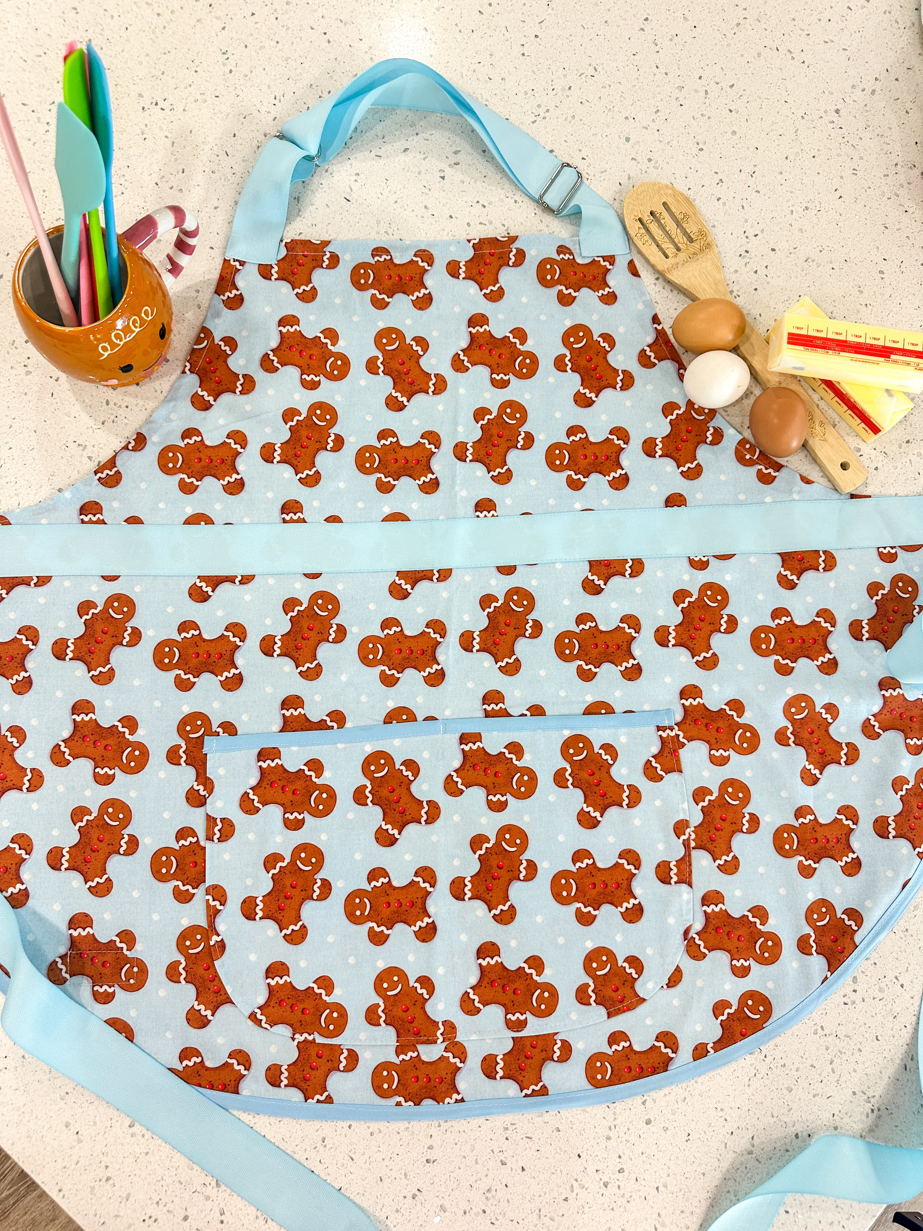 Frosted Gingerbread Apron — Adult